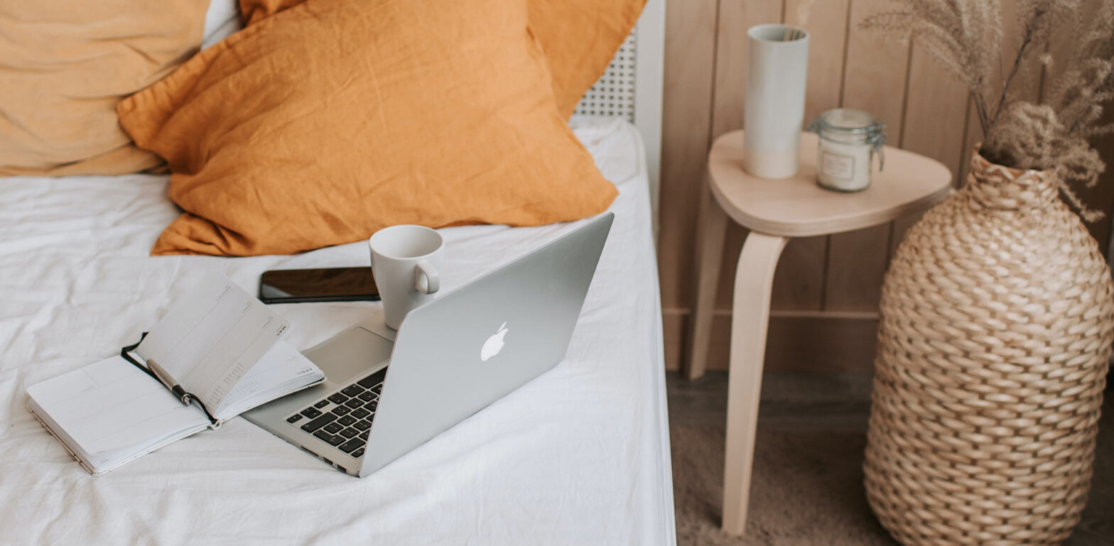 MacBook czy PC? Jaki komputer wybrać dla grafika? 1 MacBook czy PC? Jaki komputer wybrać dla grafika?